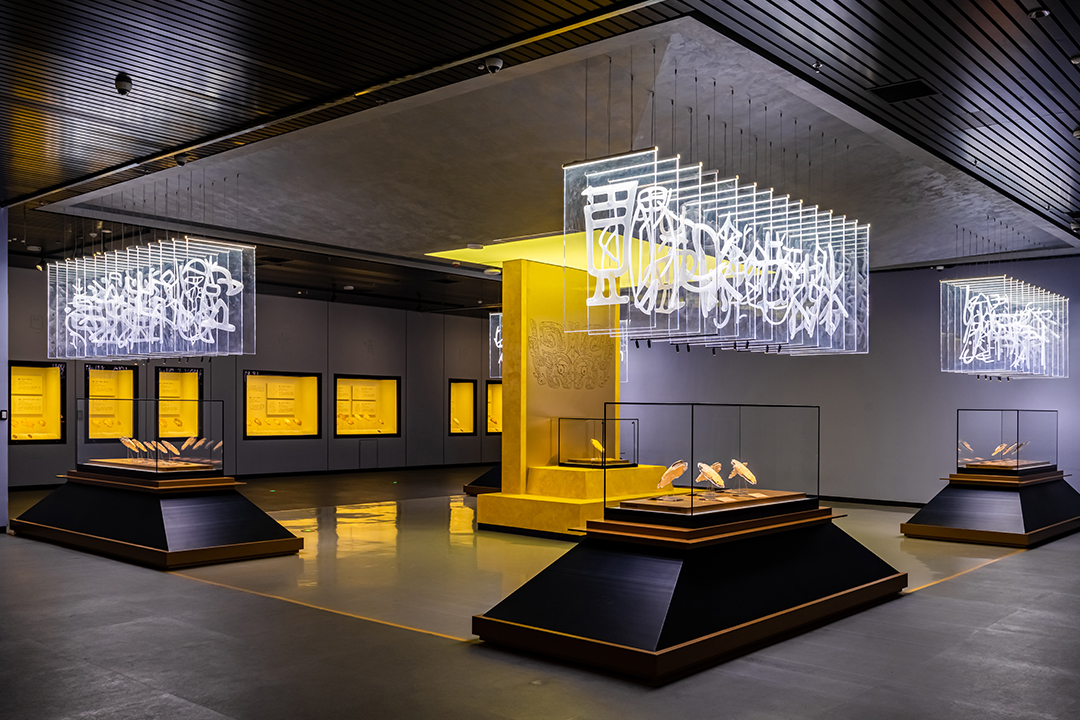 博物馆展柜玻璃-克里克